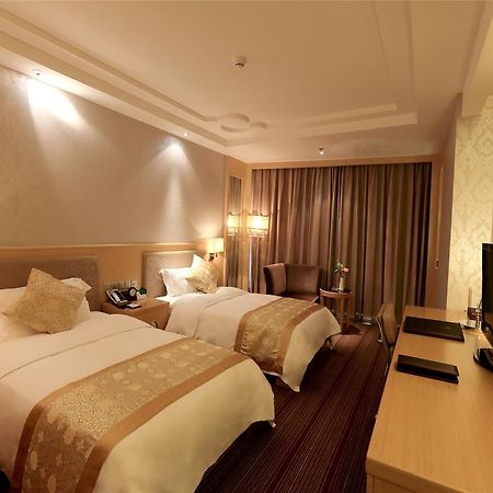 Golden Mountain International Hotel Laiyang Exterior photo