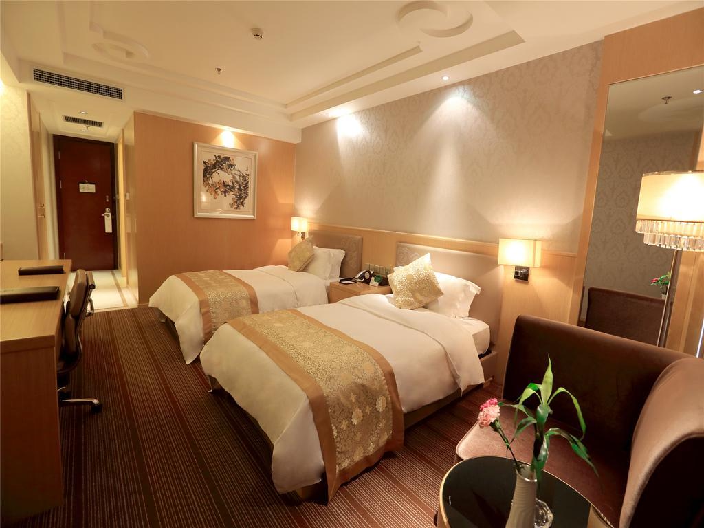 Golden Mountain International Hotel Laiyang Exterior photo