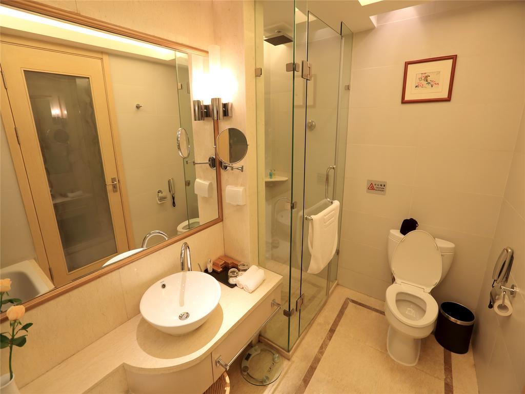 Golden Mountain International Hotel Laiyang Exterior photo