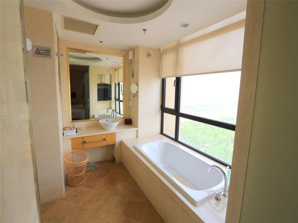 Golden Mountain International Hotel Laiyang Exterior photo