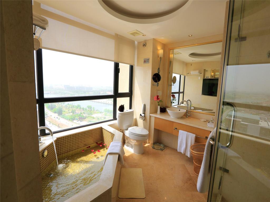 Golden Mountain International Hotel Laiyang Exterior photo